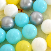 Utazójáróka szőnyeggel és labdákkal - Szürke