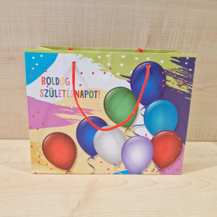 Ajándéktáska 23x18x10 - Boldog születésnapot