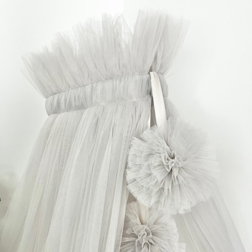 Tüll baldachin függöny pomponnal - Szürke