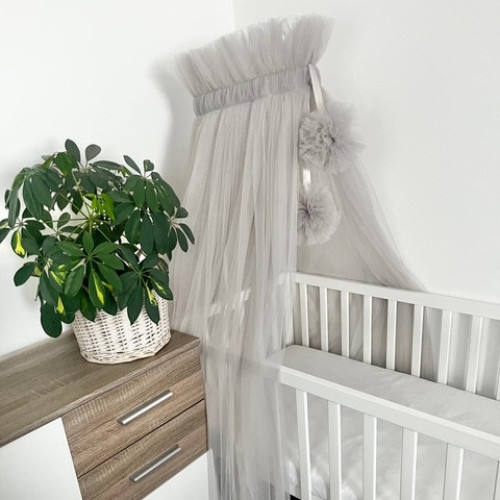 Tüll baldachin függöny pomponnal - Szürke