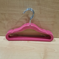 Gyerek vállfa - Plüssös rózsaszín