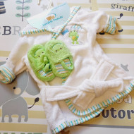 Bébi köntös kiegészítővel - béka