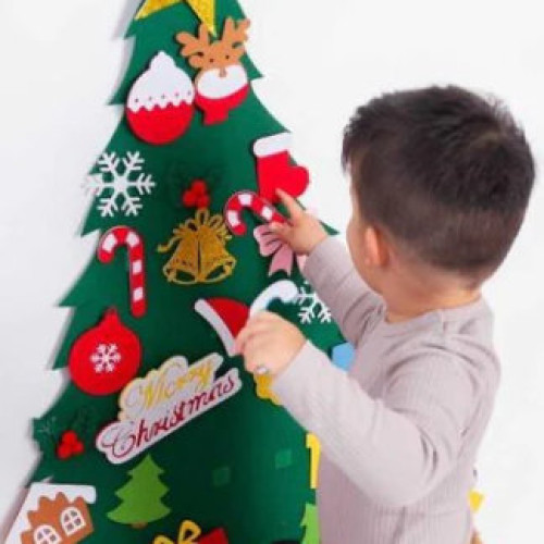 Öltöztetehető karácsonyfa