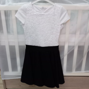 Kids klub lányka ruha fekete-fehér csipkés