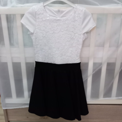 Kids klub lányka ruha fekete-fehér csipkés