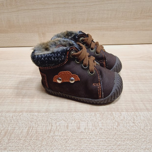 Maus bélelt cipő z118 barna kisautó 16