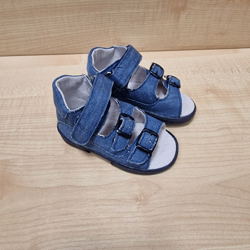 Maus szandál K4 Farmer 21