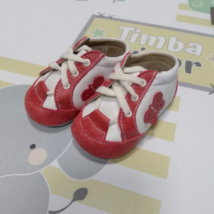 Maus kocsicipő fehér-piros pillangó