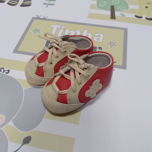 Maus kocsicipő piros-bézs pillangó