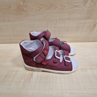 Maus szupinált szandál bordó virág 27