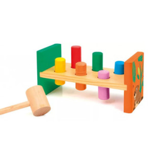 Sevi fa kalapácsos készségfejlesztő