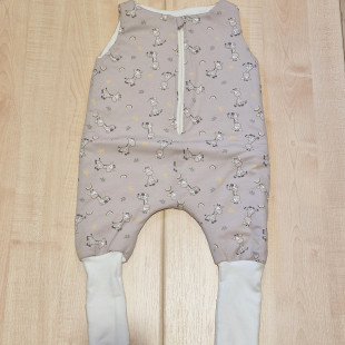 Bélelt tipegő hálózsák - Bézs zsiráf