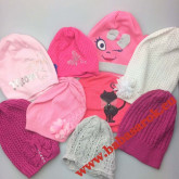 Kötött tavaszi sapka